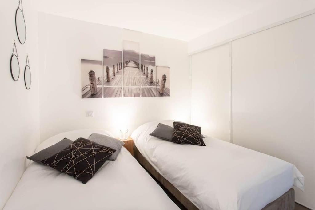 Apartment A7- 2 Bdr Sea & Mountain View - Ac, Parking, Pool & Terrace