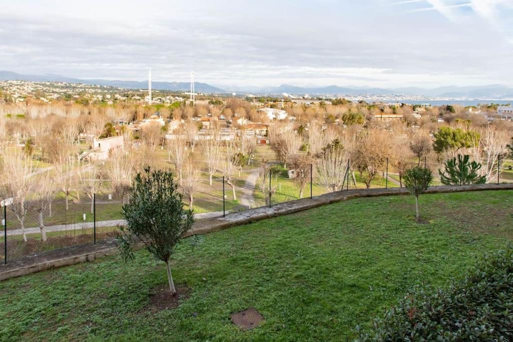 Apartment A7- 2 Bdr Sea & Mountain View - Ac, Parking, Pool & Terrace Antibes