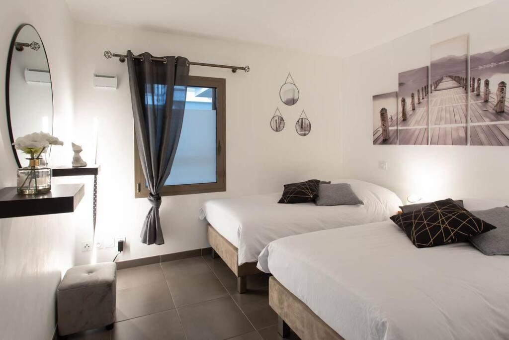 Apartment A7- 2 Bdr Sea & Mountain View - Ac, Parking, Pool & Terrace Antibes
