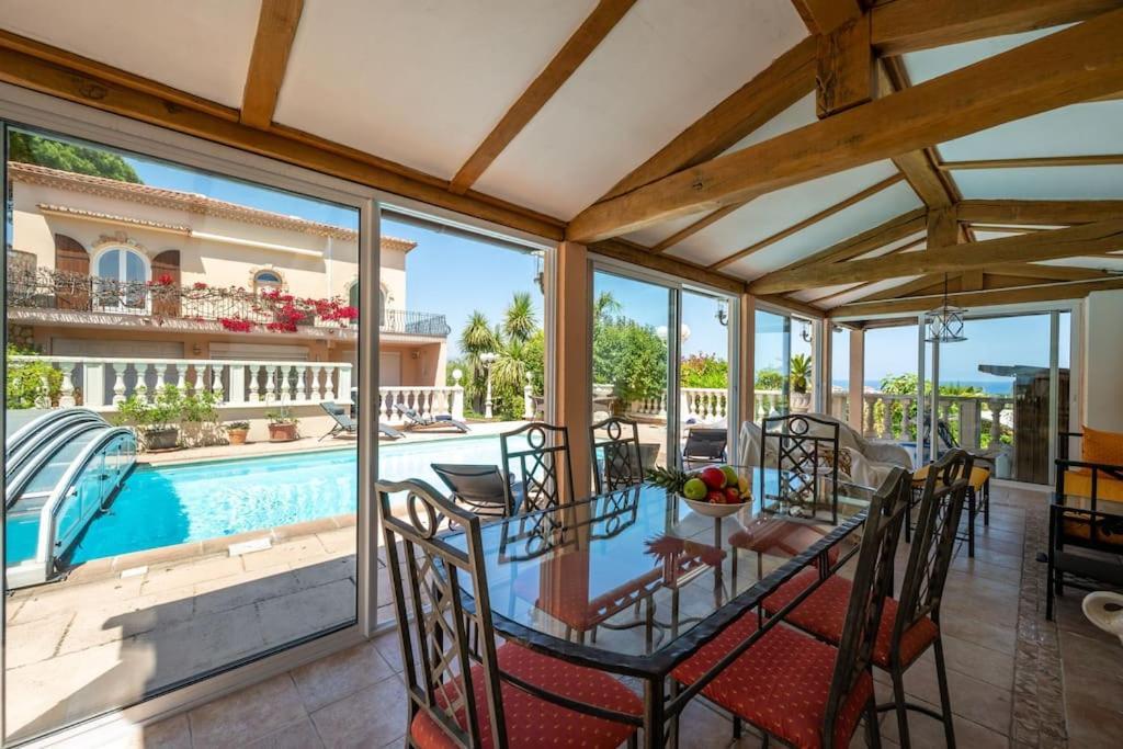 Villa Valentino - Vue Mer- Pool House / Piscine