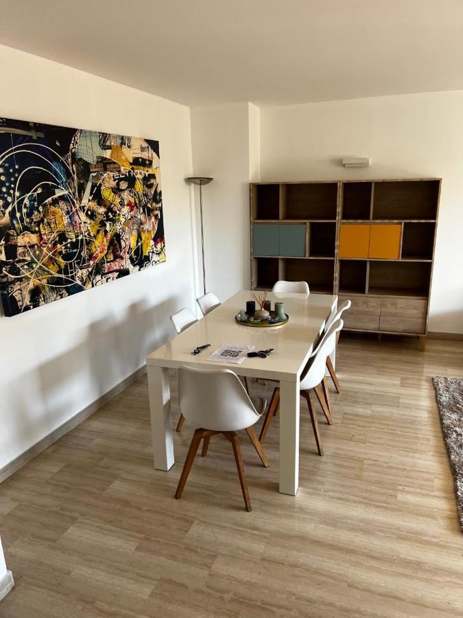 Apartment Top-of-range Of 90m2 & 20m2 Of Sunny Terrace, 2min From Sea *