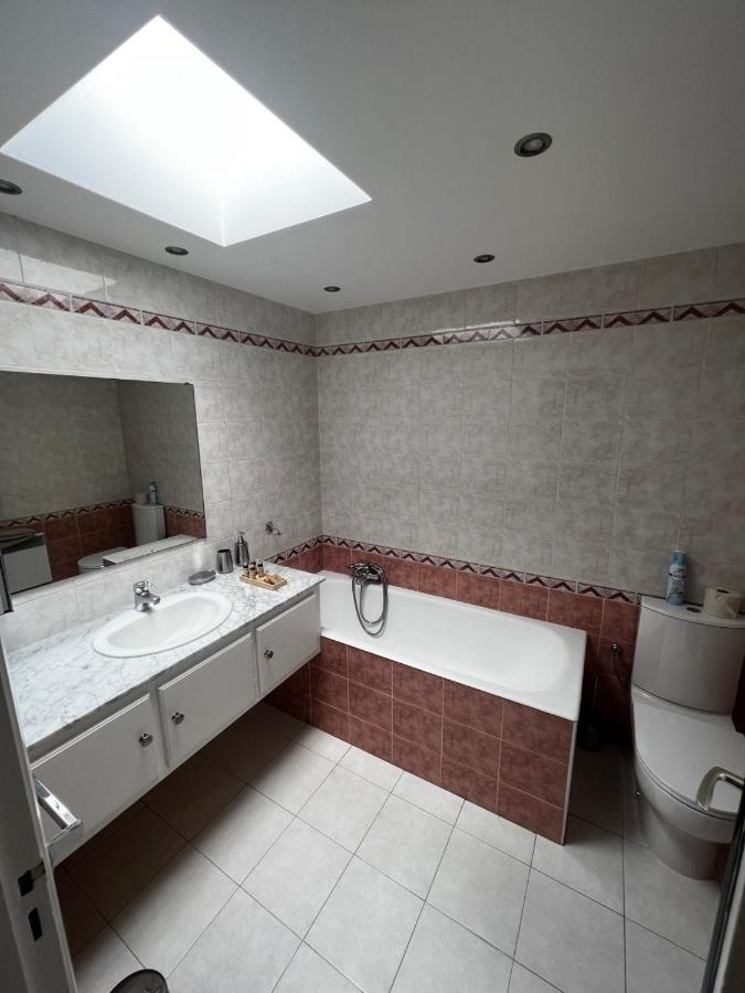 Apartment Top-of-range Of 90m2 & 20m2 Of Sunny Terrace, 2min From Sea
