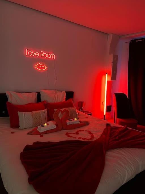Apartment Love 80m2 Bdsm 50 Nuances De Grey - Sauna - Parking Gratuit Antibes