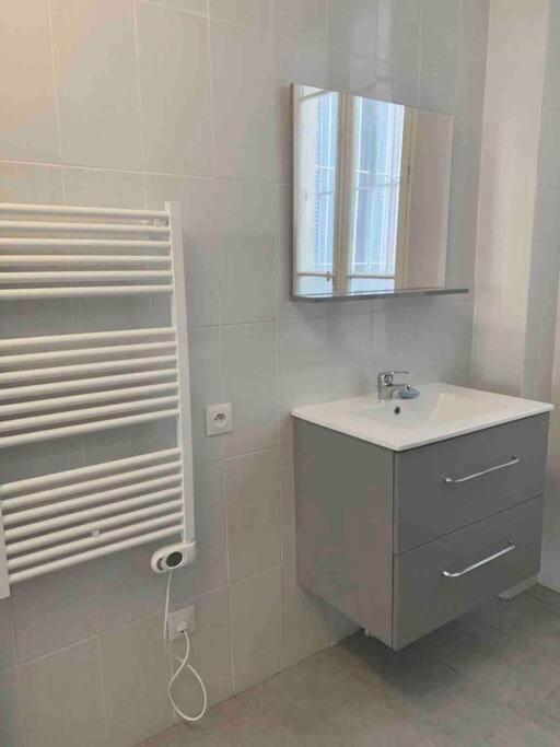 Apartment Beautiful Central Beach In Juan Les Pins