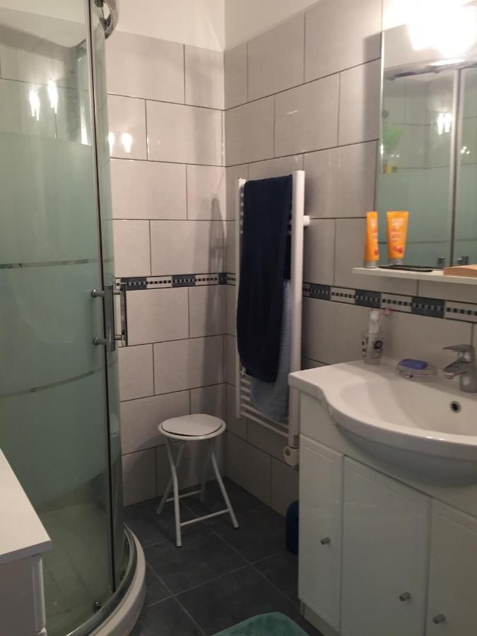 Nicestudio With Air Conditioning Minimum 7 Nights *