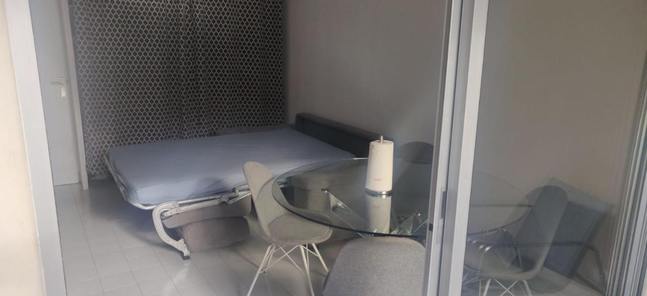 Studio * Antibes