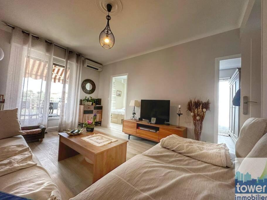 Juan Les Pins 5 Minutes De La Apartment Antibes