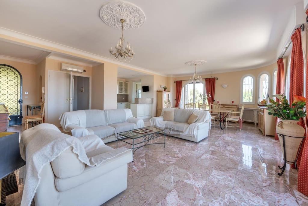Valentino - Vue Mer- Pool House / Piscine Villa