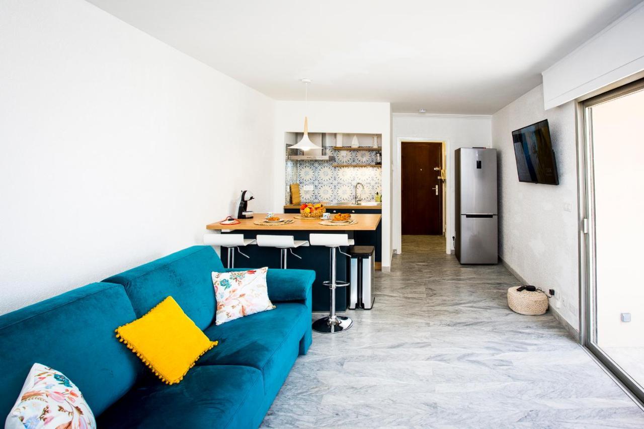 Romantic Sea View Studio, Steps Away From The Apartment