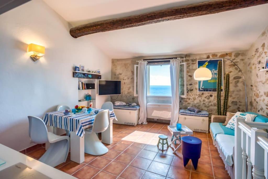 Apartment A9 - 1 Bdr Fantastic Sea View Remparts Old - Ac Antibes