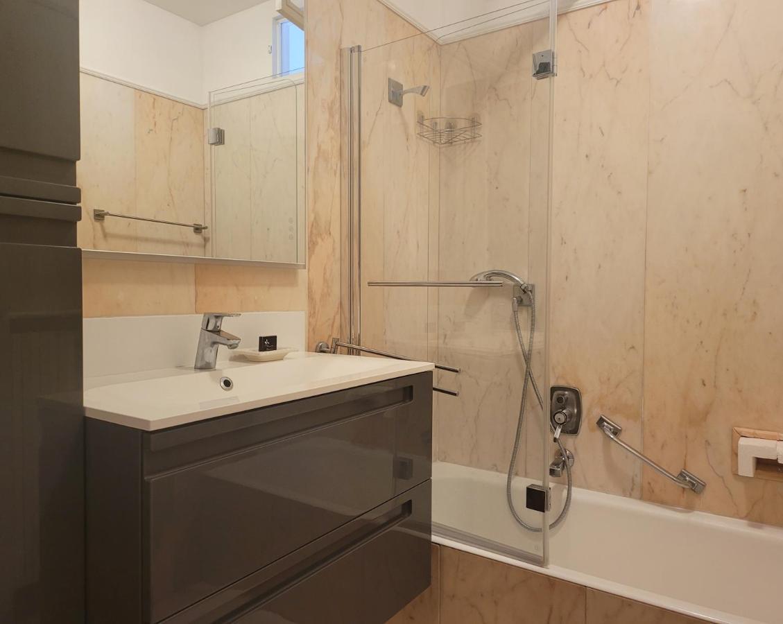 Le Lindos T2 Proche Plages Apartamento Antibes