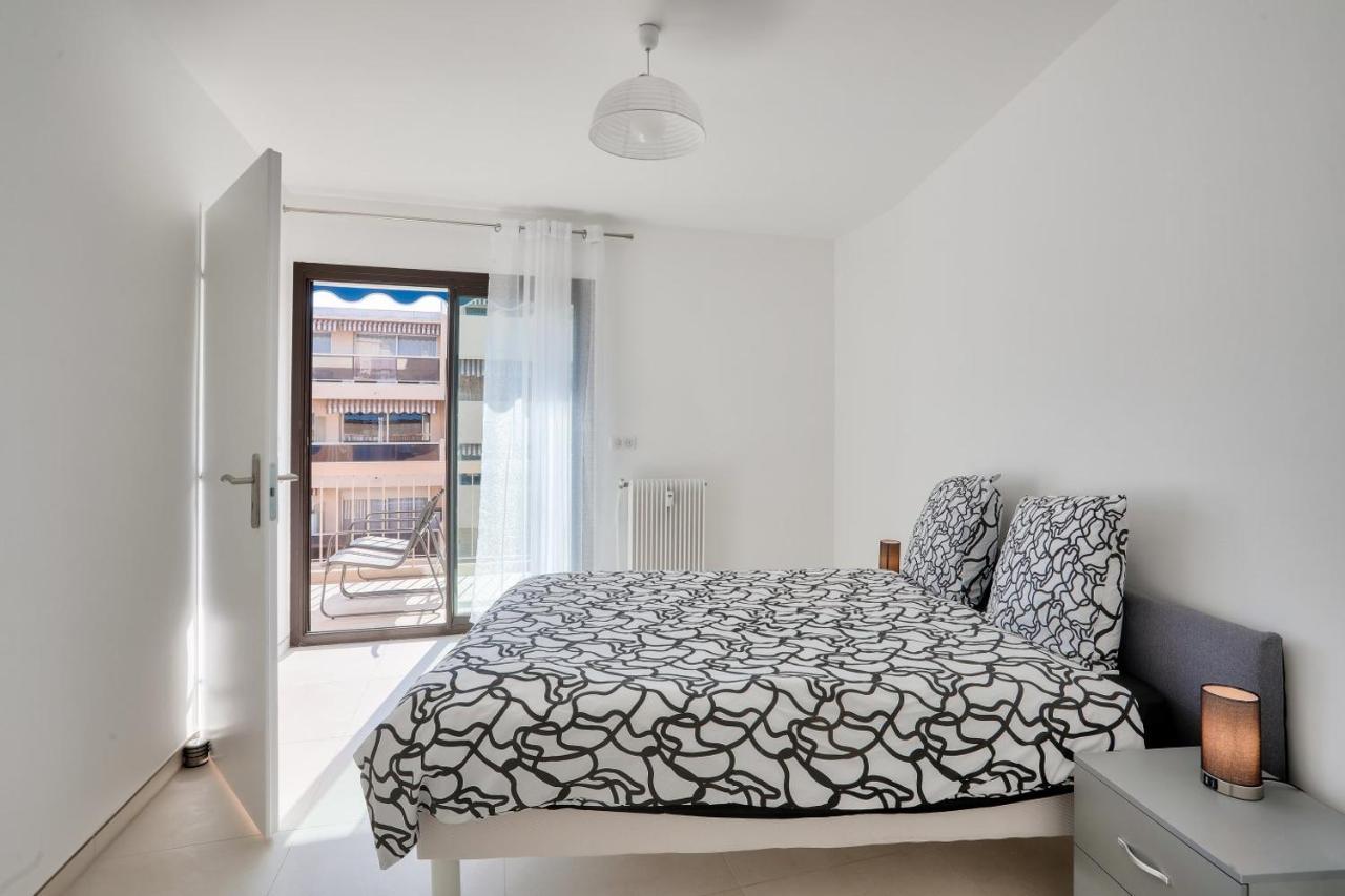 Le Balzac T3 Centre Proche Toutes Commodites Apartment