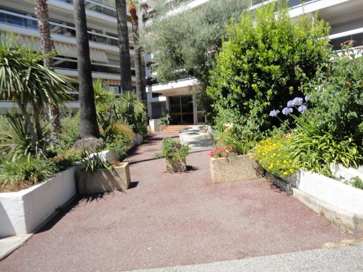 Moderne F1 Situation Ideal Antibes