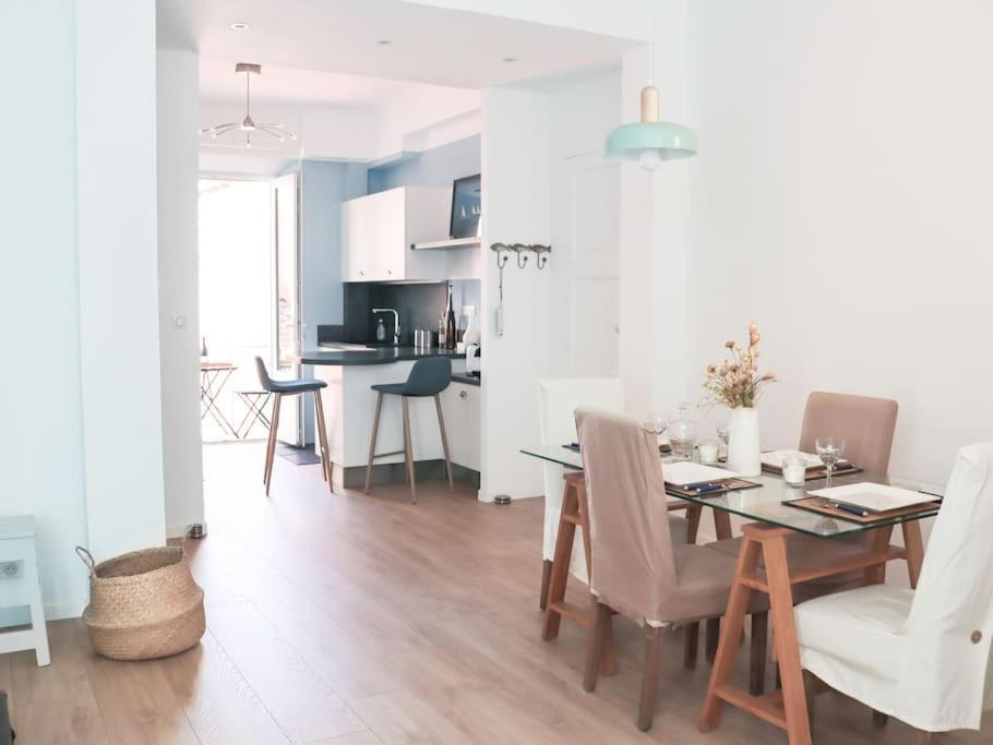 Appartement Le Rostan Deux Chambres Avec Balcons