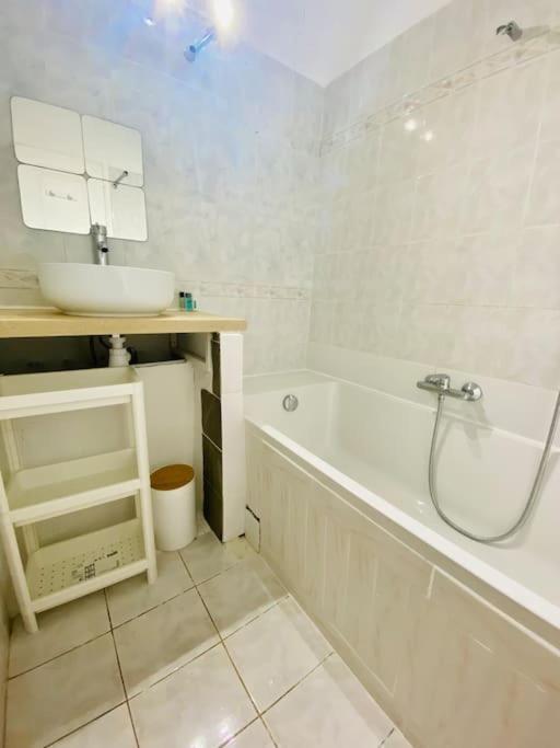 Maison Jumelee Eucalyptus Juan Les Pins Holiday home
