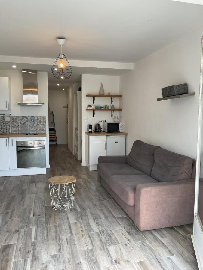 Appartement F2 50 M De La Antibes