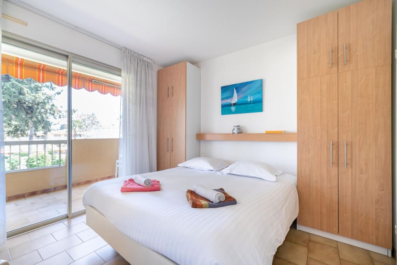 2 Bedroom With Balcony Close To The Sea *