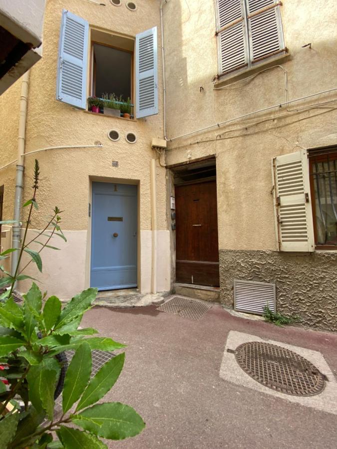 Studio, Calme Et Centre Au Coeur Du Vieil Apartment *