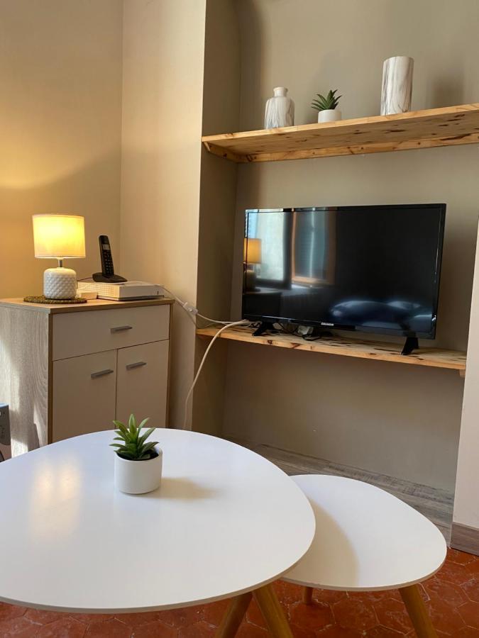 Studio, Calme Et Centre Au Coeur Du Vieil Apartment Antibes