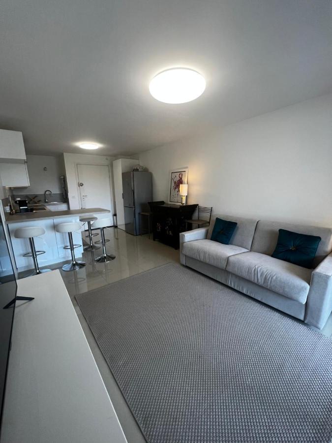 Casa de férias Le Mimosa 1 Bedroom With Terrasse Pool Ac Parking Spot