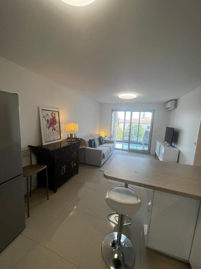 Le Mimosa 1 Bedroom With Terrasse Pool Ac Parking Spot *