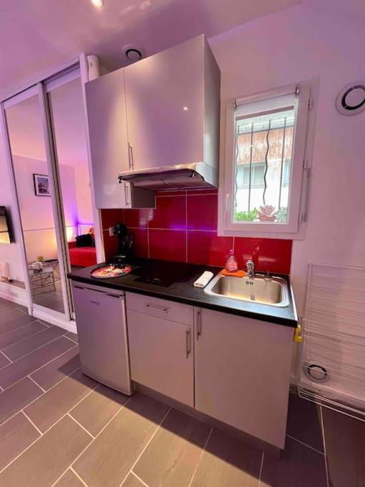 Au Petit Qg: Cosy Pour 2 Prs, 200m Des Plages Apartment Antibes