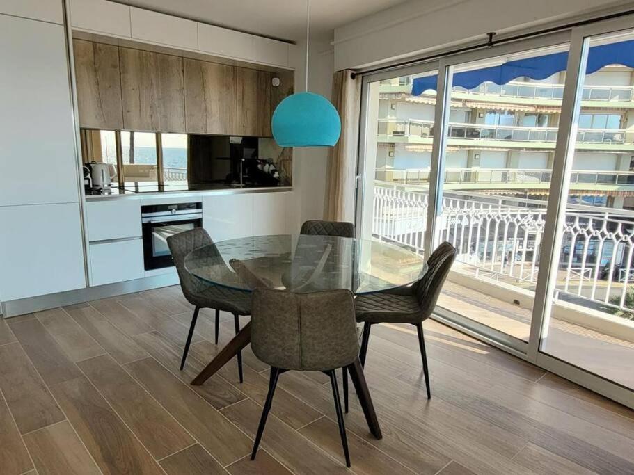 1 Bed With Sea Views Apartment