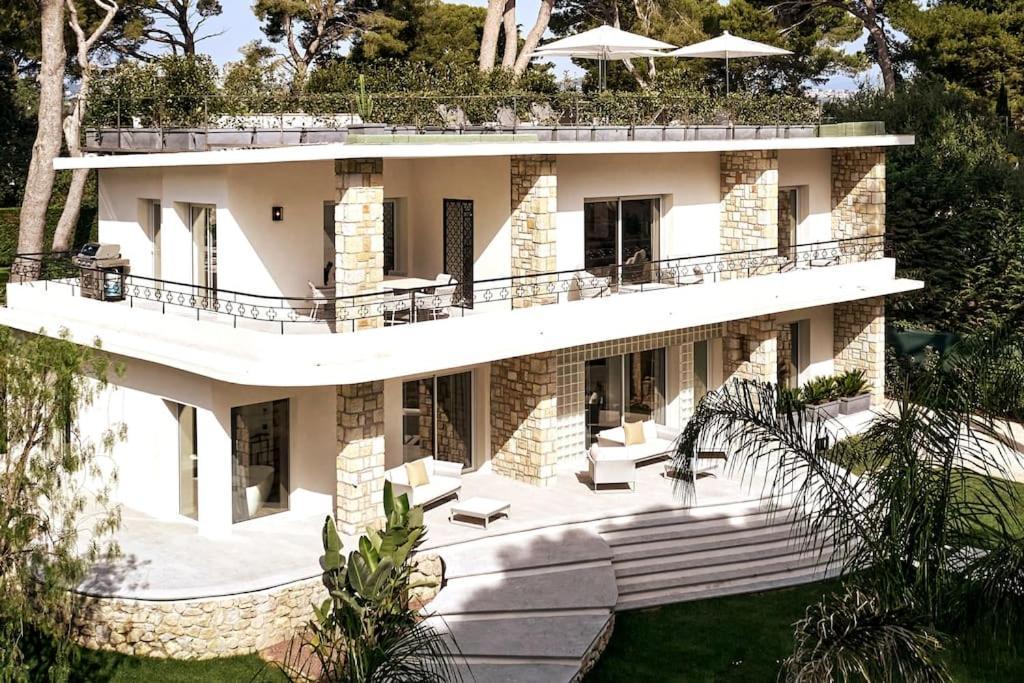 A11 - Cap Sea View 5 Bdr - Ac, Rooftop Pool & Parking Villa *