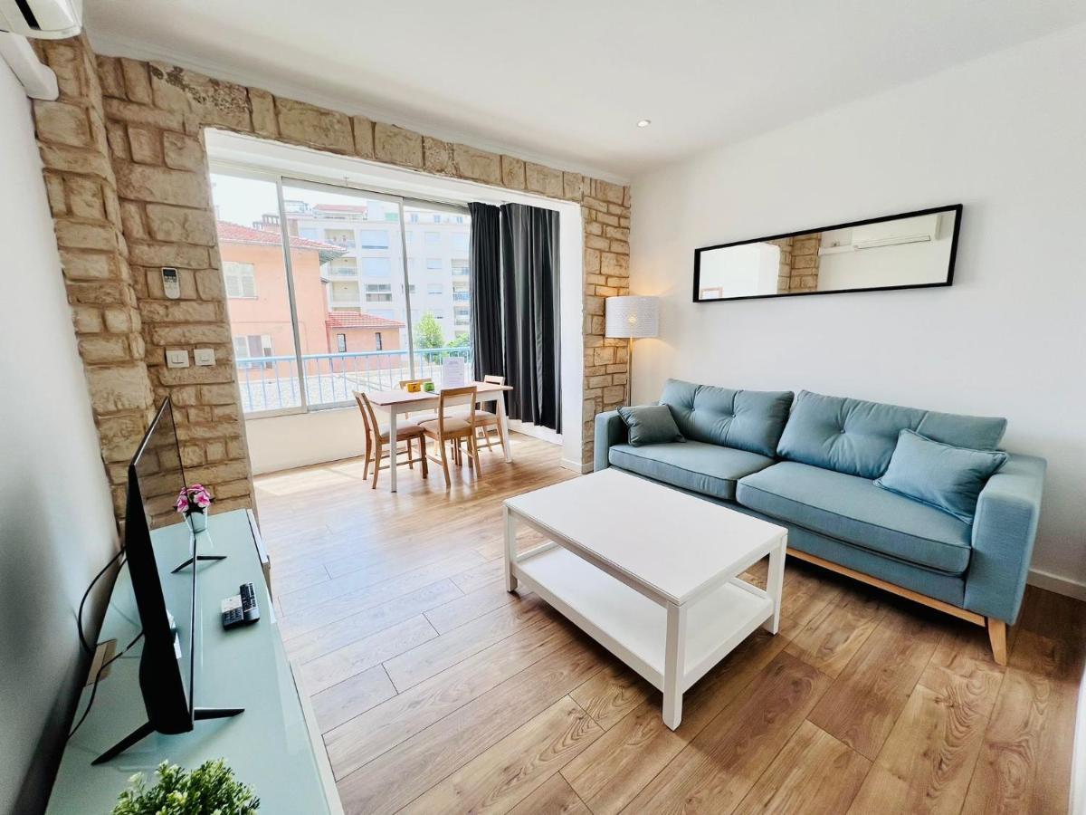 Le Wilson Palace : Apt 4 Prs, 1 Ch, Centre Antibes