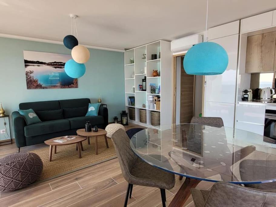 1 Bed With Sea Views Apartment Antibes