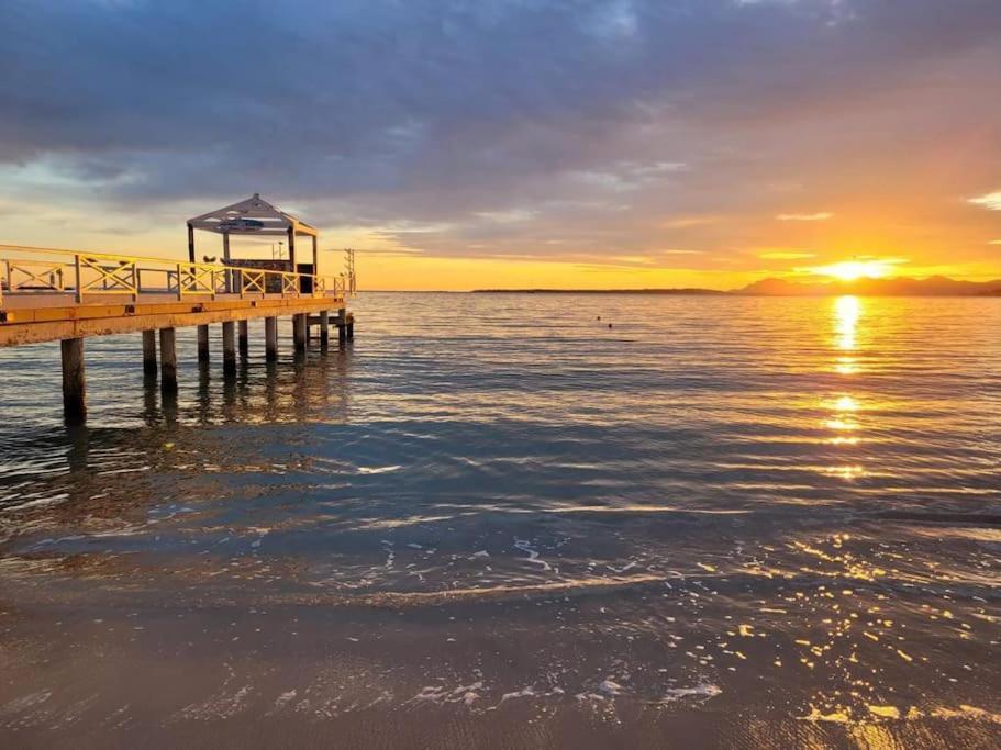 1 Bed With Sea Views * Antibes
