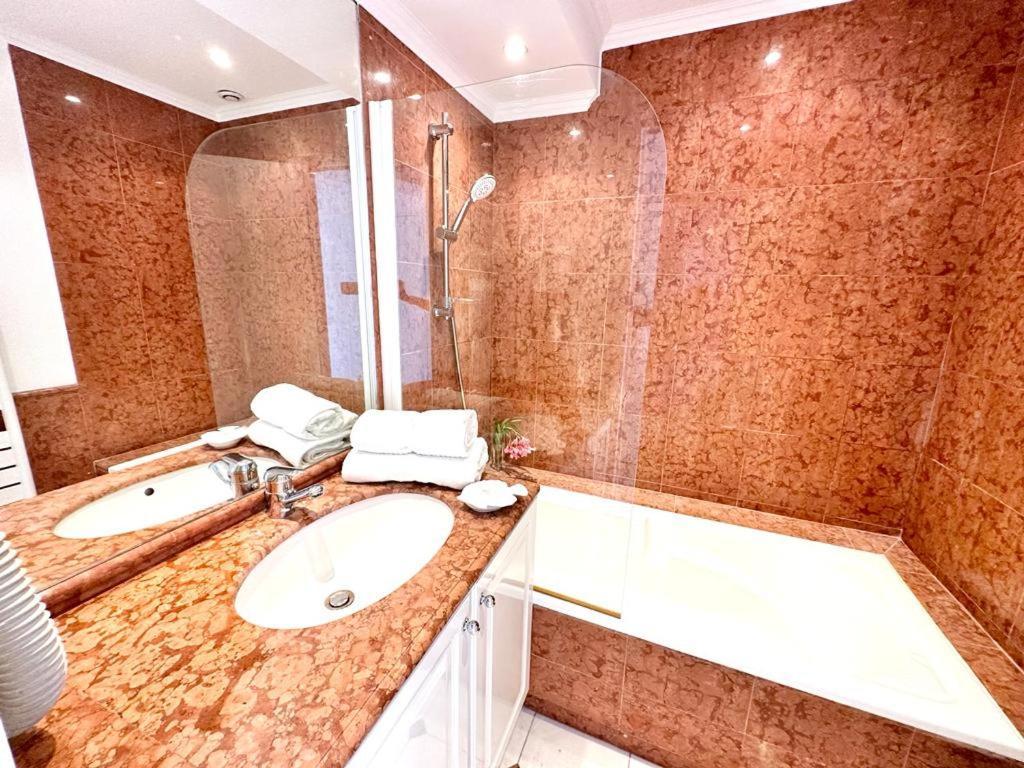 Apartamento Panoramic Sea View Penthouse With Jacuzzi And 450 Sqm Terrace Antibes