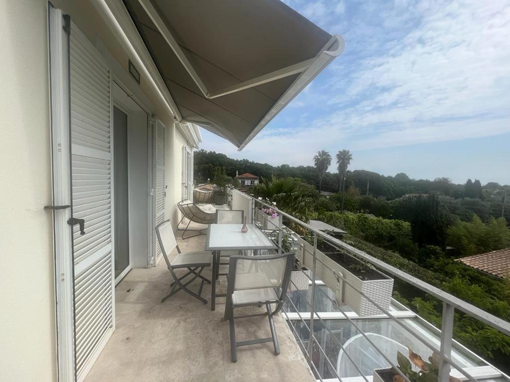 Villa Close To The Antibes