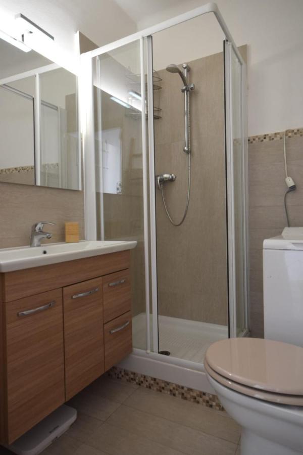 Apartment L'aiglon Airco In The Town Center For 4 By Sunset Antibes