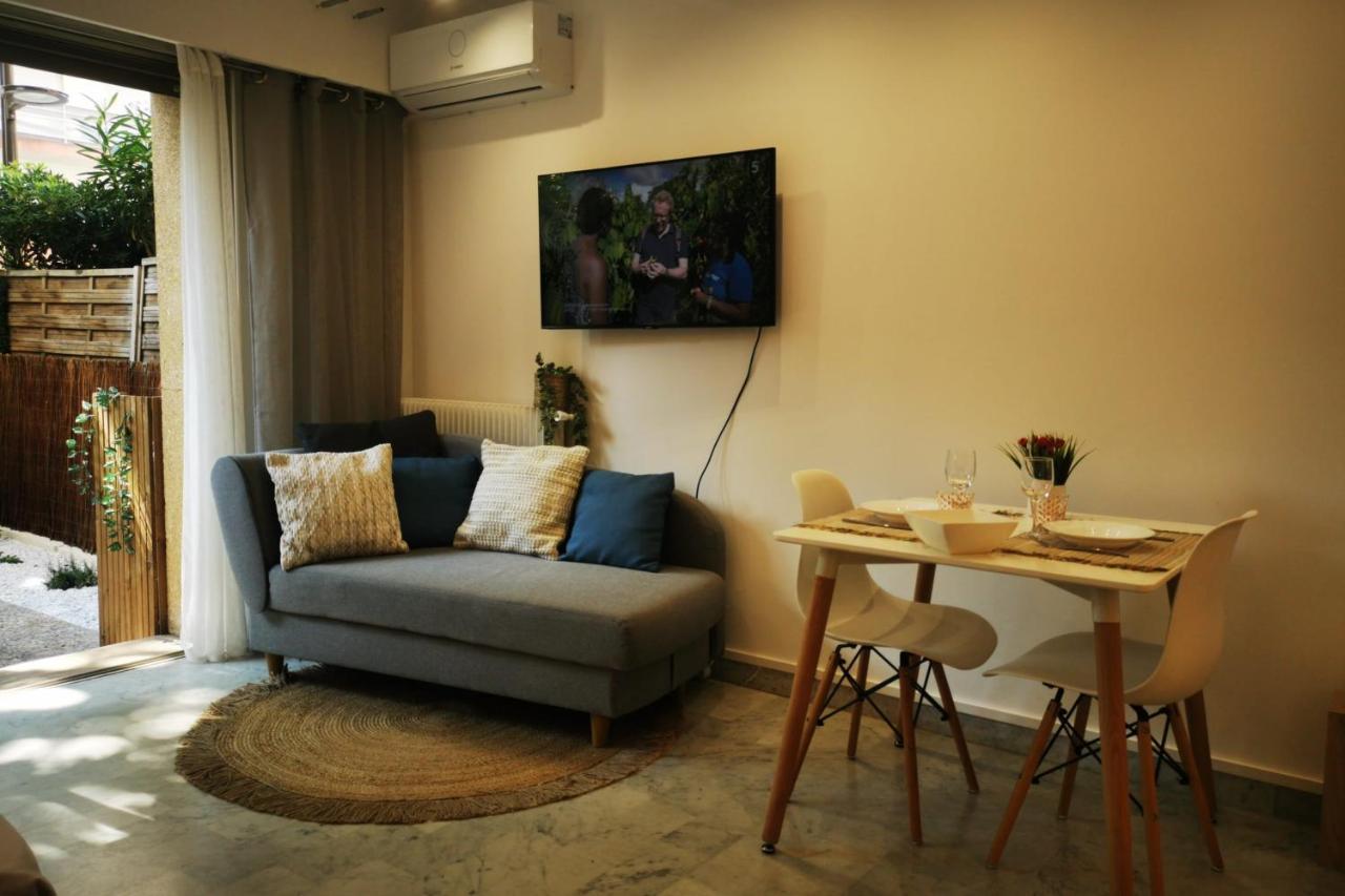 Charming Air-conditioned 