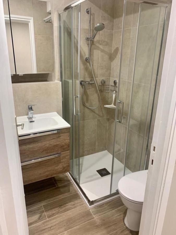 Le Roxane 2 Bedroom In The City-center Of Hébergement de vacances Antibes