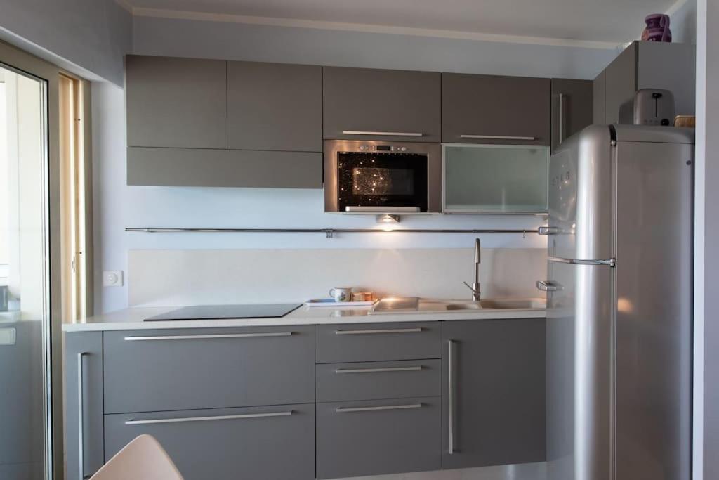 Apartment A2 - 1 Bdr Sea & Port View - Ac, Garage & Terrace *