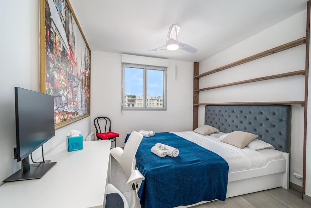 Juan Les Pins Two Bed Access