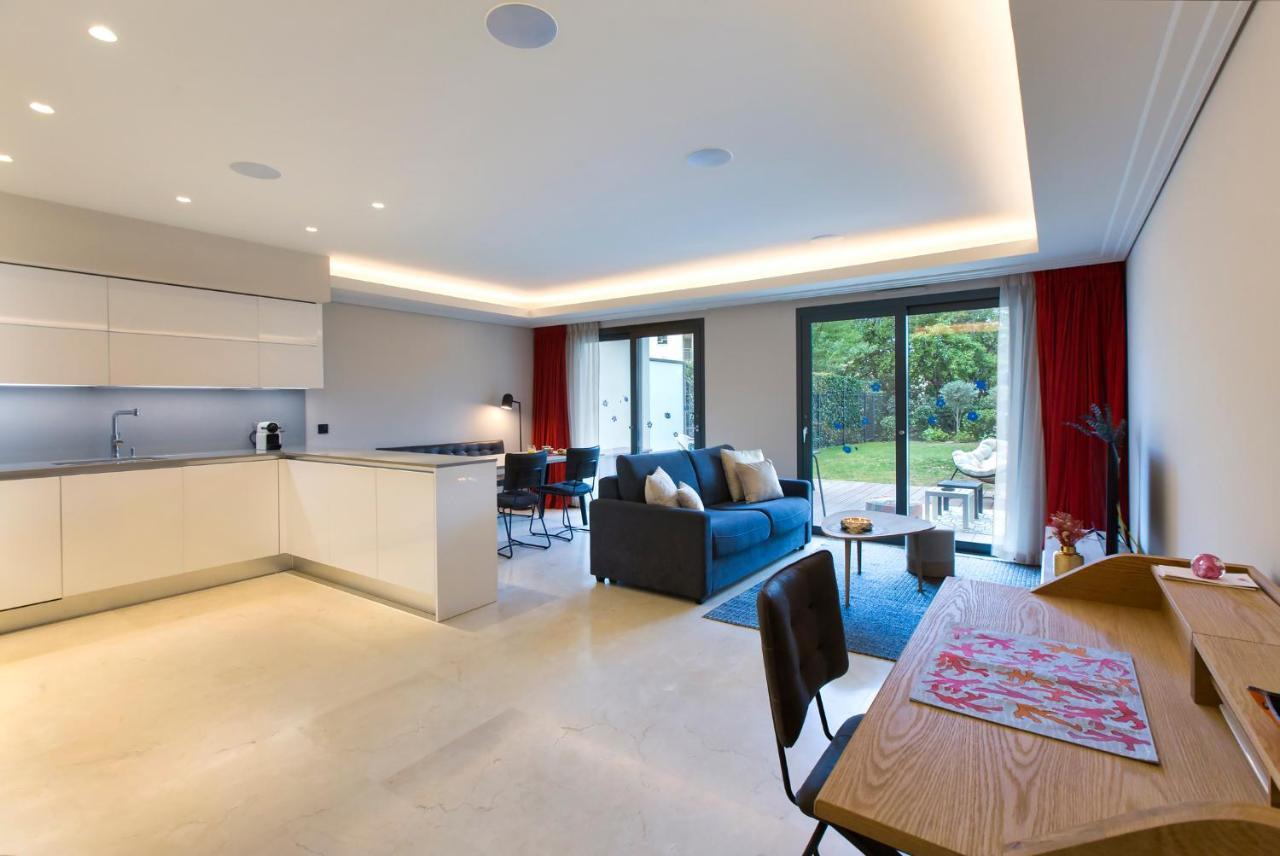 Apartment Luxury Garden 2br In The Development Of Cap D'antibes-juan Les Pins *