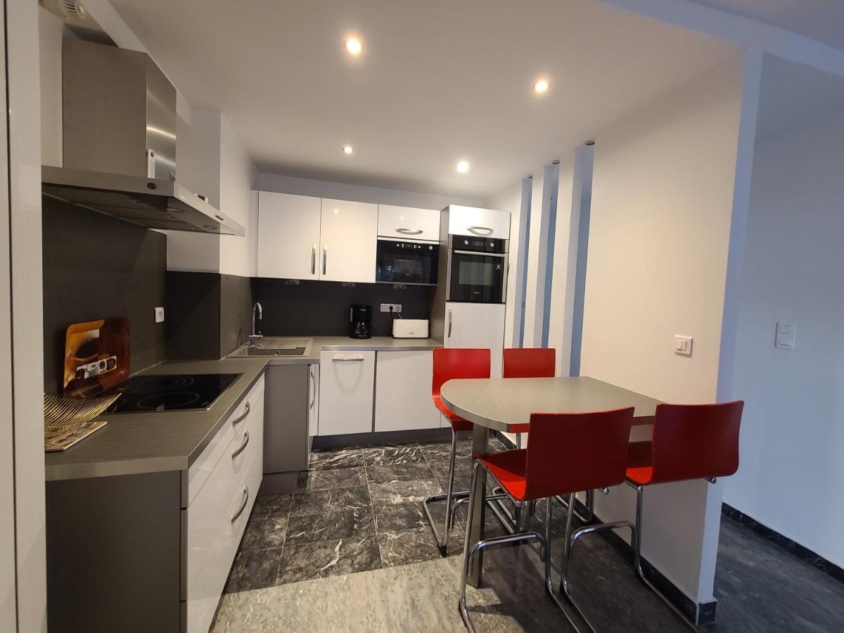 New Centre 3p Clim Apartment