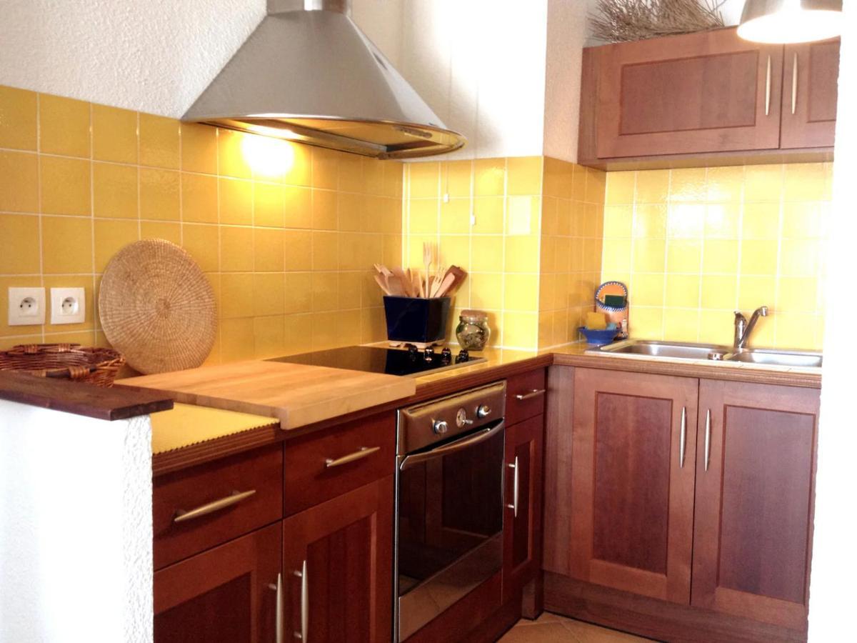 Cozy - 350 From The Sea - And Bright With Balcony - Antibes