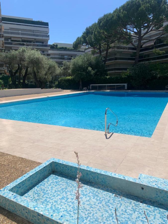 Magnifique 4 Personne A Deux Pas De La * Antibes