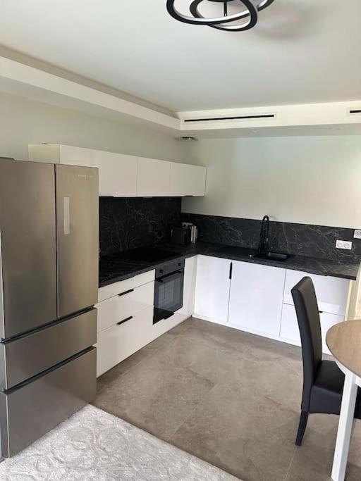 Appartement 3p 50m² 400m *