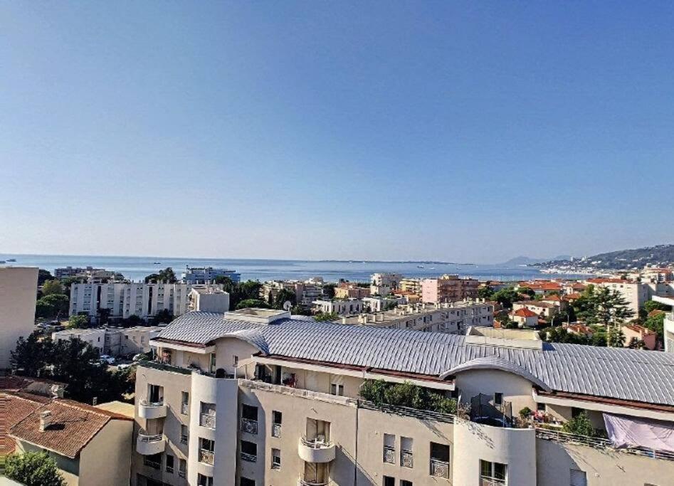 Beautiful Rooftop With Terrace And Sea View. Apartment *