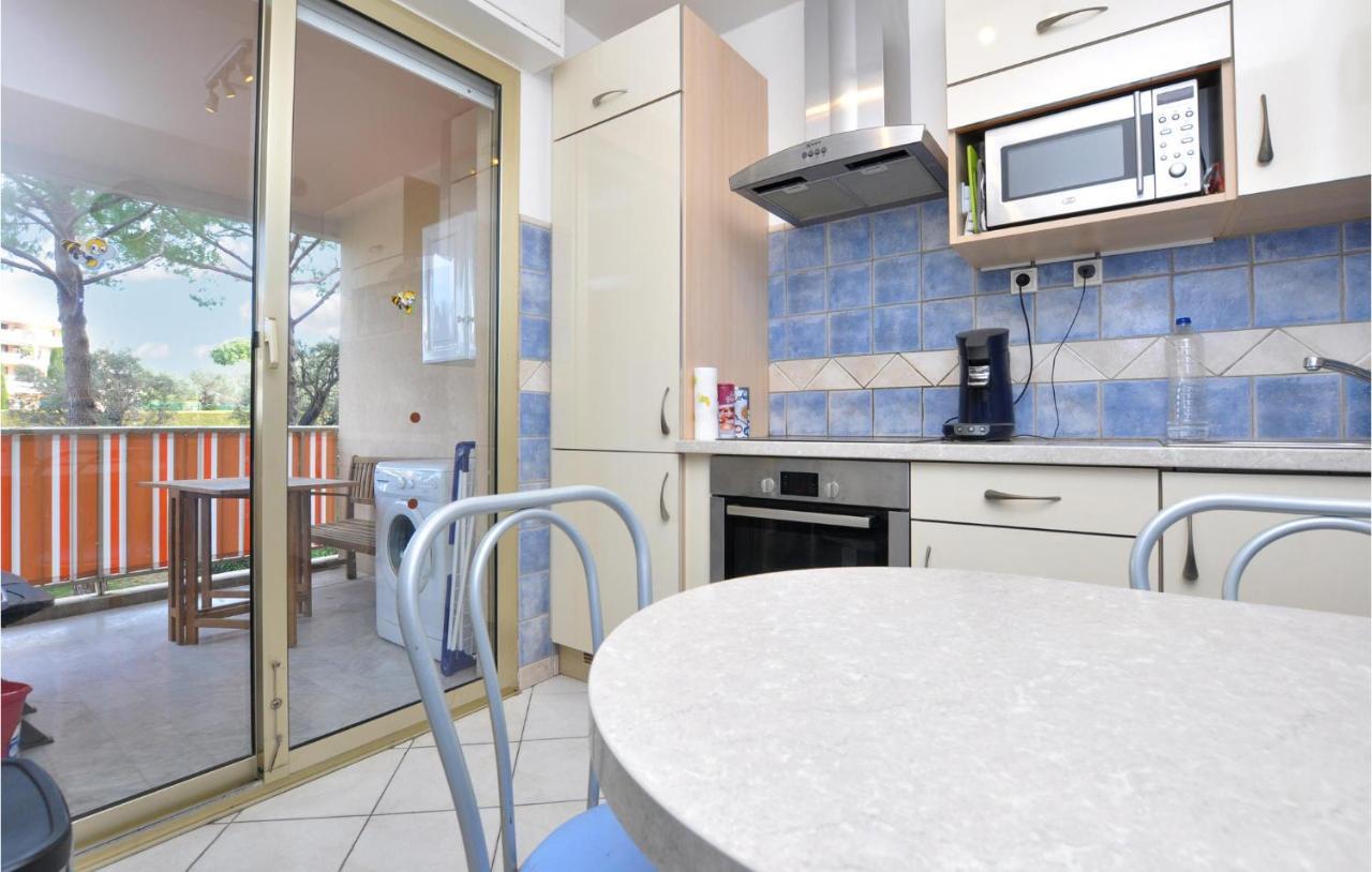1 Bedroom Gorgeous In Apartment *