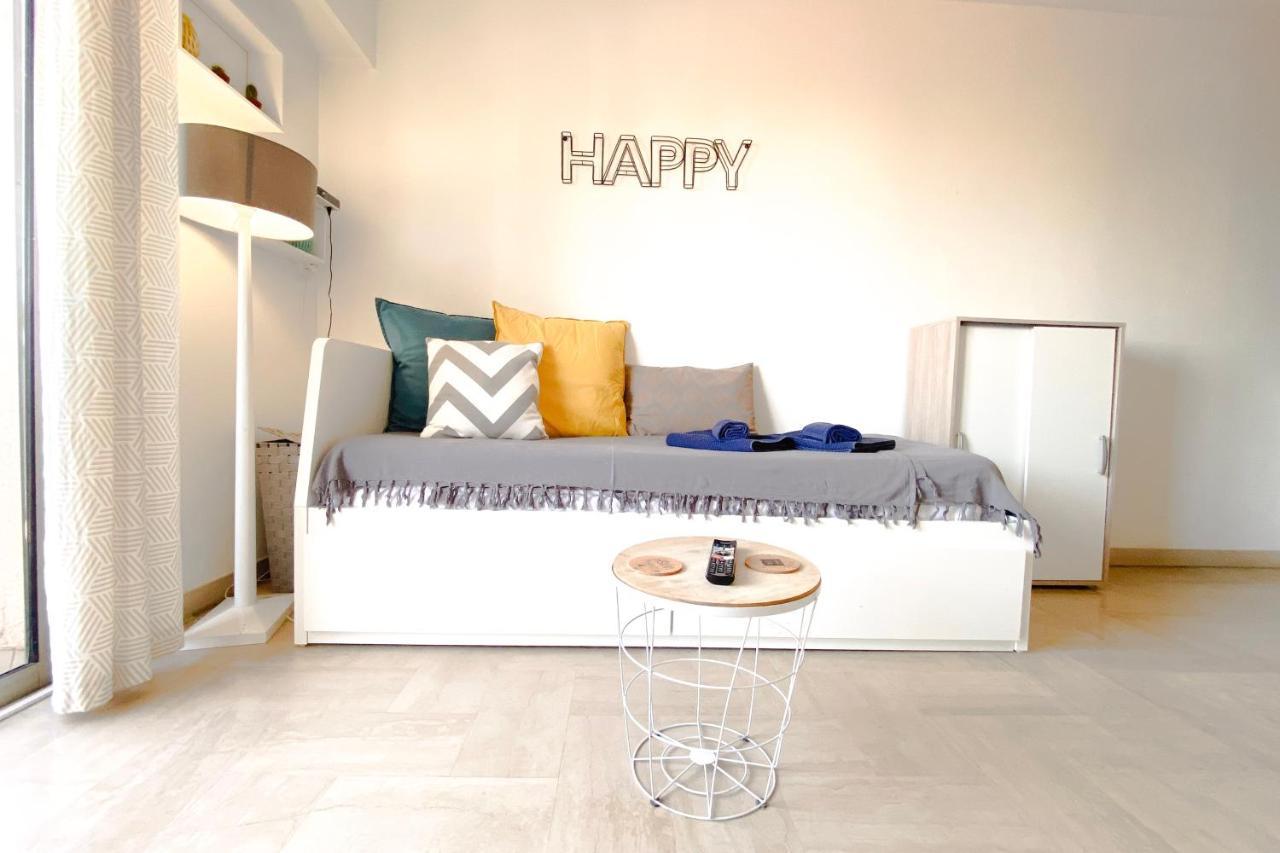 Guignon - Sunny Comfort Close To The Port & Station *