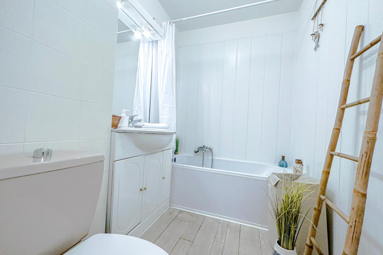 Apartment Guignon - Sunny Comfort Close To The Port & Station