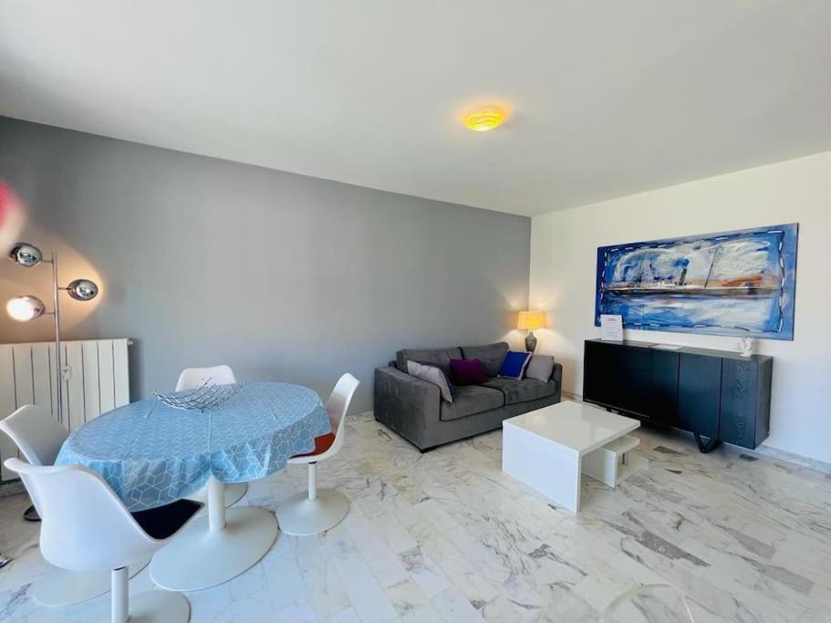 Le Pinede - 4 Prs- Parking - Clim - 500m Plages *