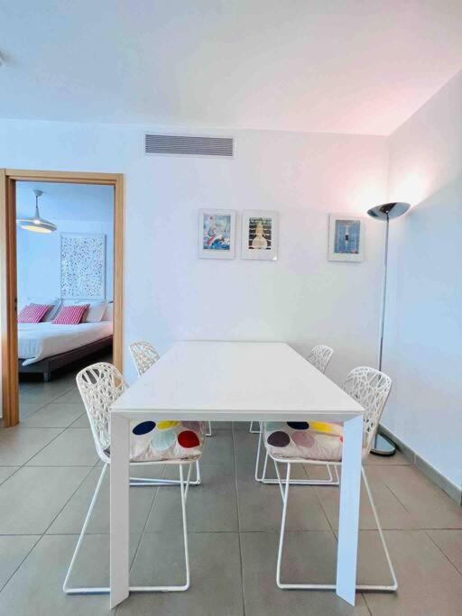 Le White Pearl : 4 Prs, Parking, Clim