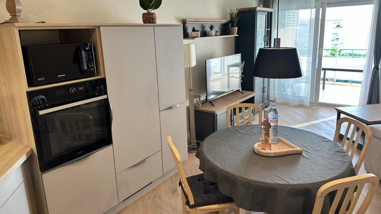 Seaside501 - Completely Renovated, At 5 Minutes Walk From